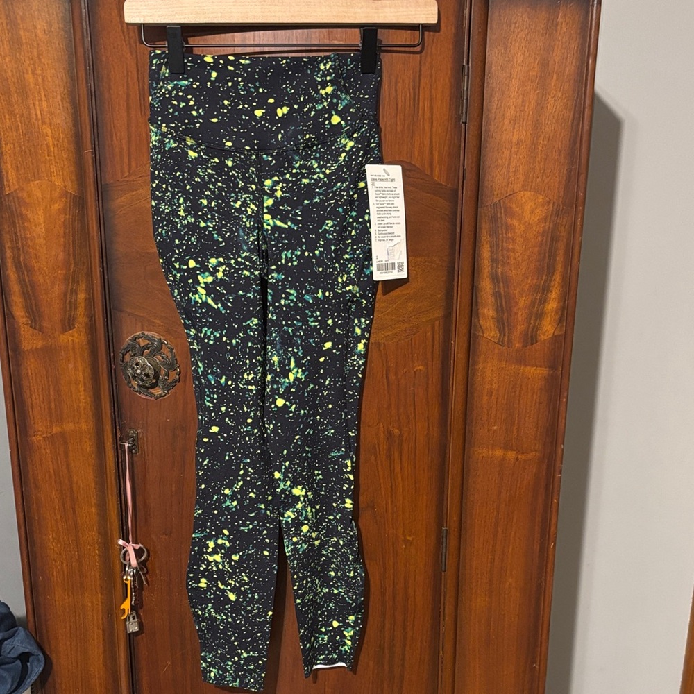 Lululemon size 2 Base Pace High-Rise Tight 25"